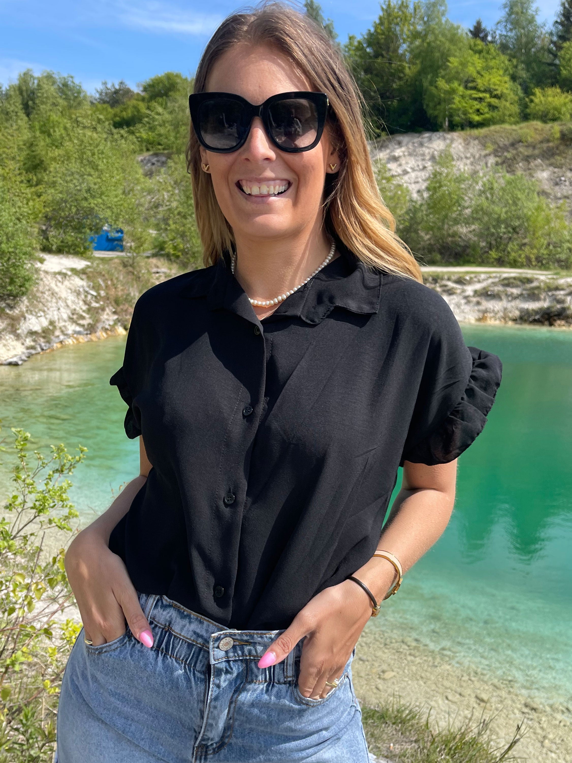 Selvina - Skjorte med søde flæseærmer